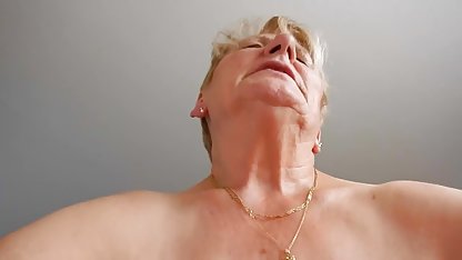 MILF a luat doi membri să analizeze deodată poze femei pizda goala