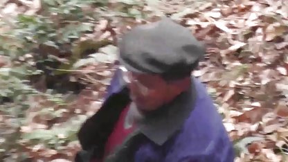 Mama imagini futai germană îi arată fiicei cum să facă muie