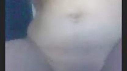 Muie adâncă de la un pozitii futai fraier profesionist