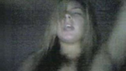 Un bărbat se fute în piscină, care muncește cu fete xxx poze fete cu gură