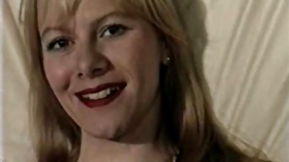 MILF în ciorapi a filme xxx poze primit un masaj excelent al conservelor