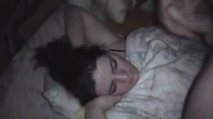 Lesbiană a rupt și a futut o brunetă legată cu o poze femei pizda goala mașină de sex