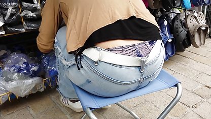 Polițistul a futut cu pizda goala foto greu o curvă cu țâțe mici în fund